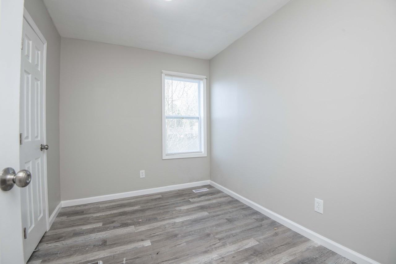 912 Hotel Ave #1 - Photo 6 of 10