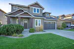 featured image of 6649 N Madellaine Dr #1