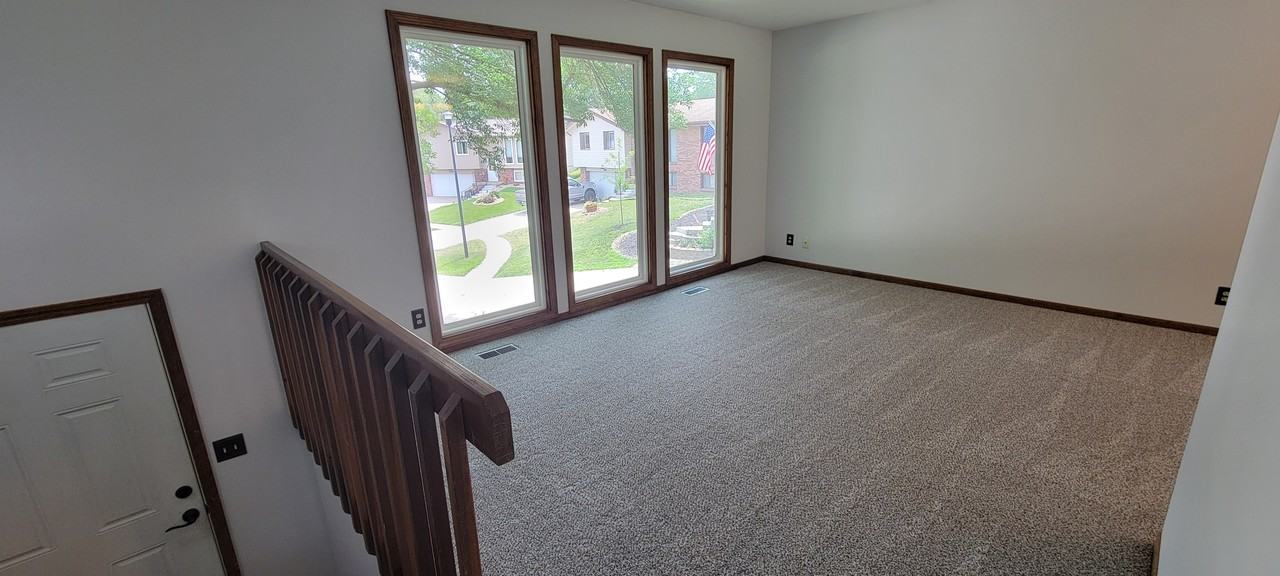 5208 Ascot Cir #1 - Photo 4 of 29