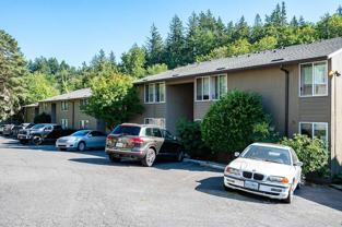 5131 Sw 38th Pl - Photo 1 of 1