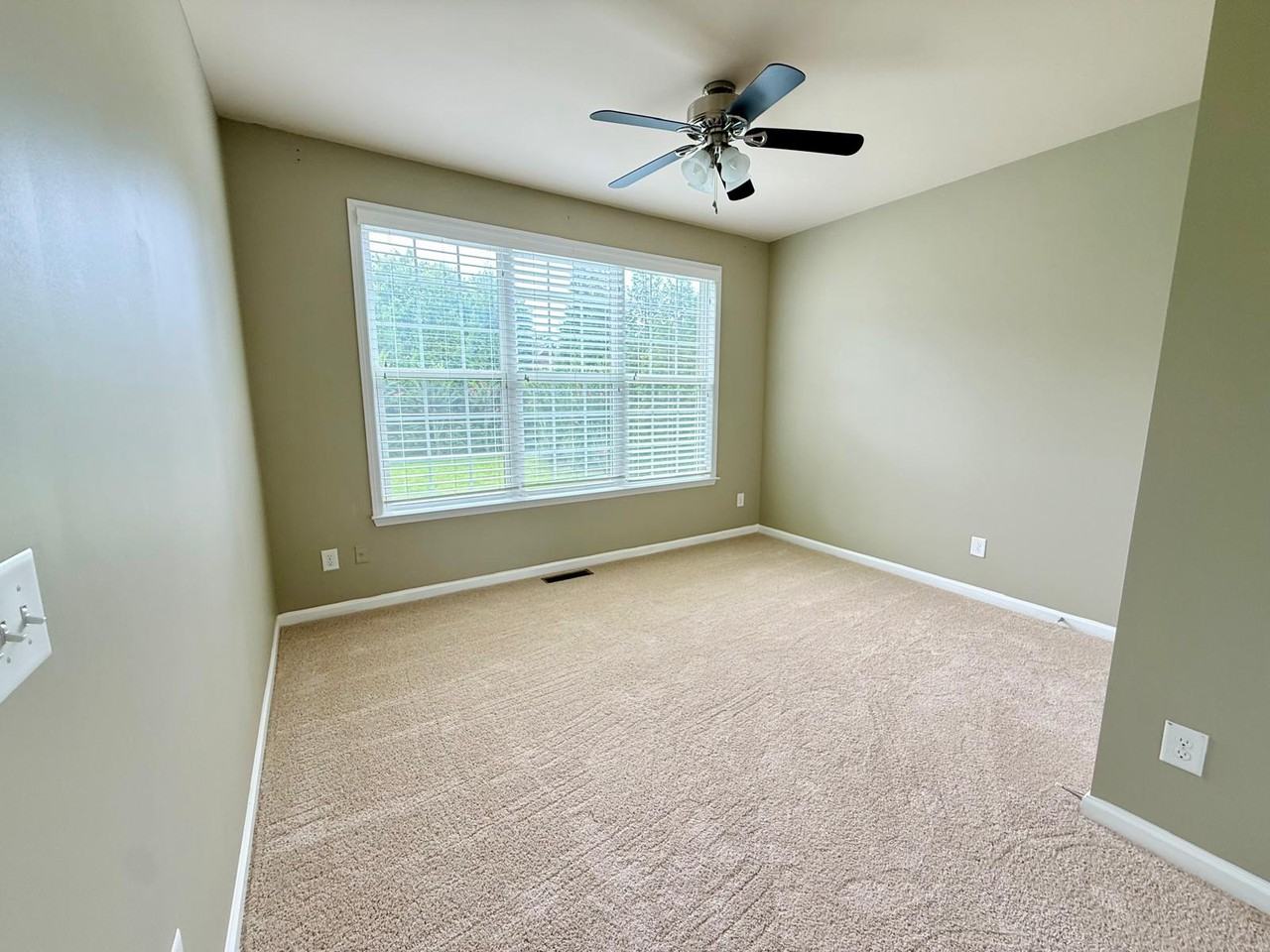 1009 Providence Forest Dr #1 - Photo 5 of 30