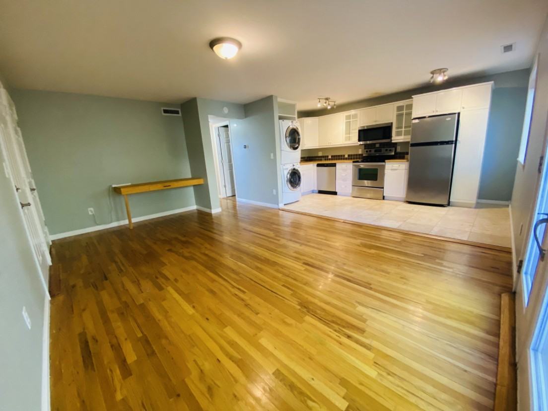 1257 E 200 S #2 - Photo 3 of 22