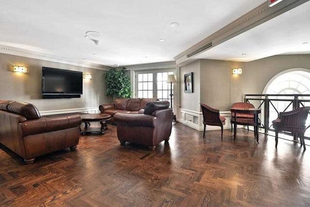 2287 Lake Shore Boulevard West - Photo 19