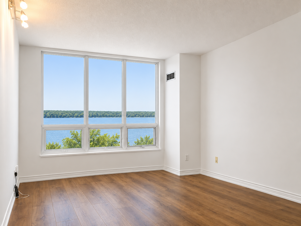 2287 Lake Shore Boulevard West - Photo 11