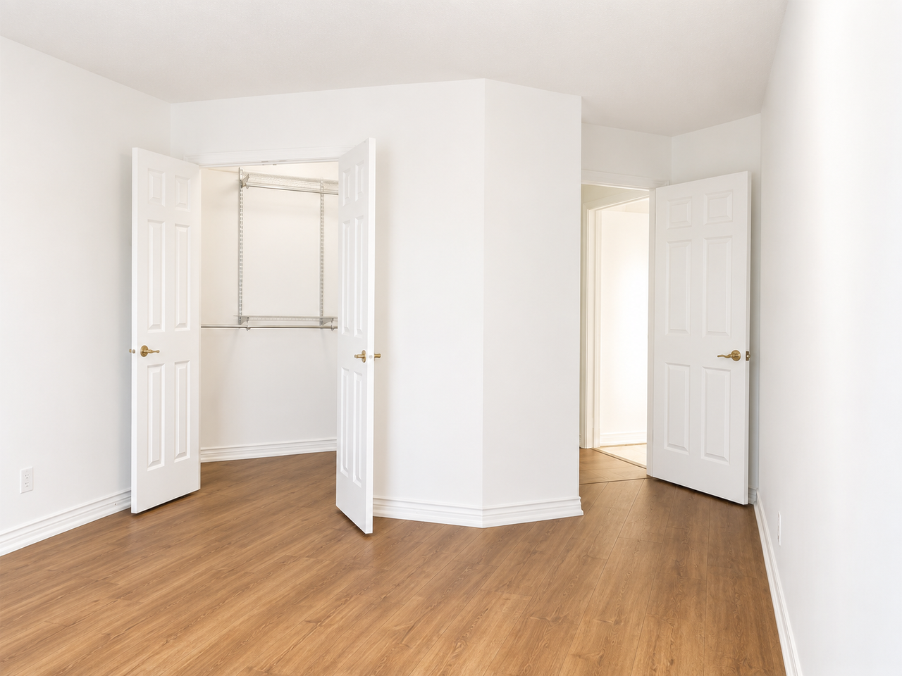 2287 Lake Shore Boulevard West - Photo 10