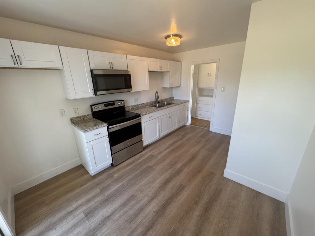 80 Arden Cir - Photo 2 of 17
