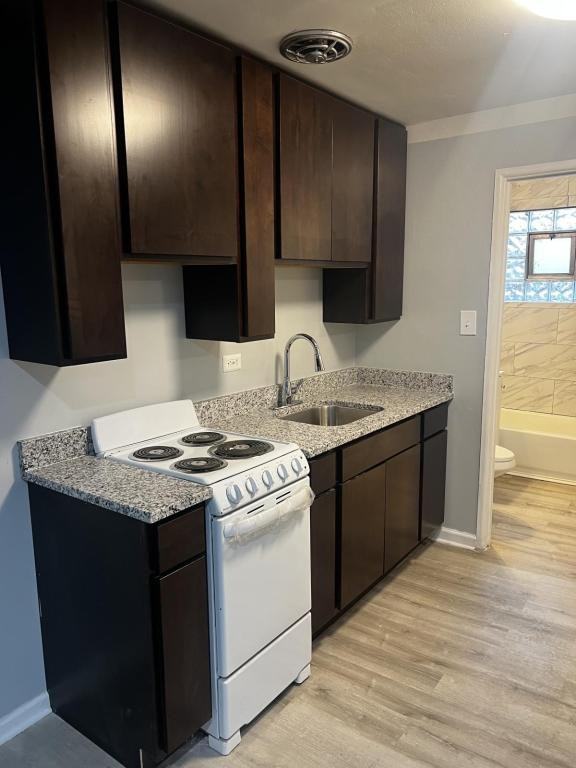 2112 E 79th St - Photo 3 of 5