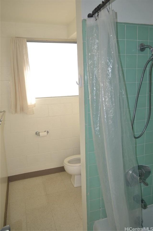 2122 Citron St #203 - Photo 6 of 8