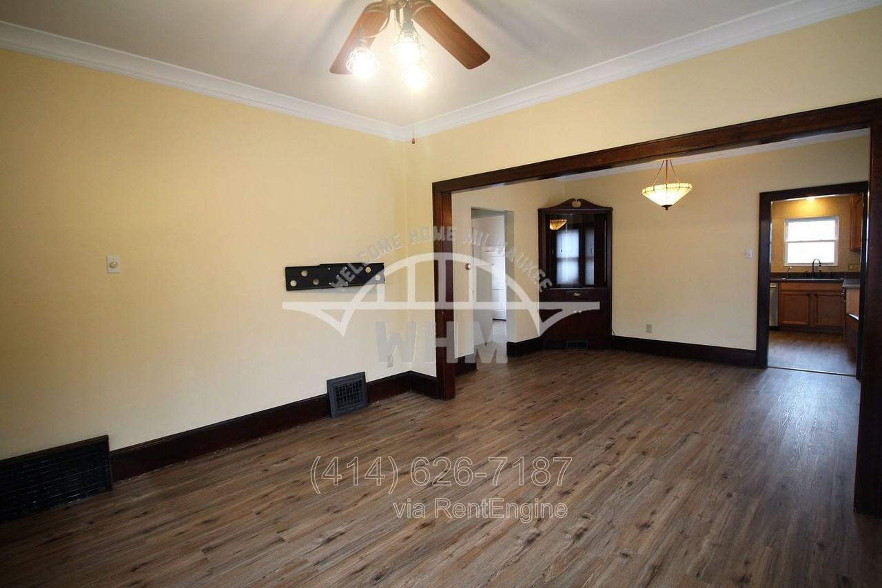 1514 S 87th St - Photo 3 of 18