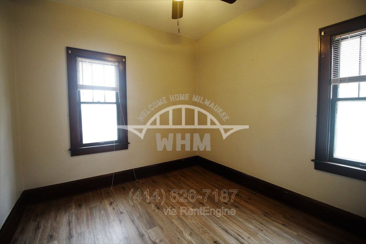 1514 S 87th St - Photo 6 of 18