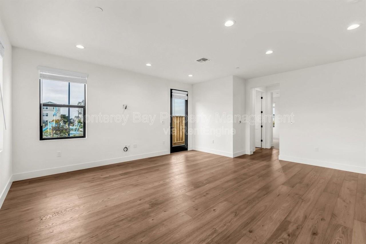 2316 Osprey Ave - Photo 5 of 43