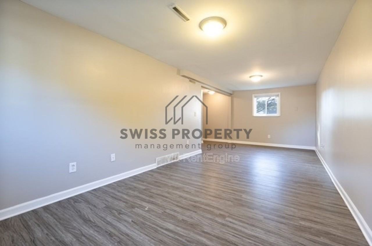 2859 Falcon Bridge Dr - Photo 4 of 27