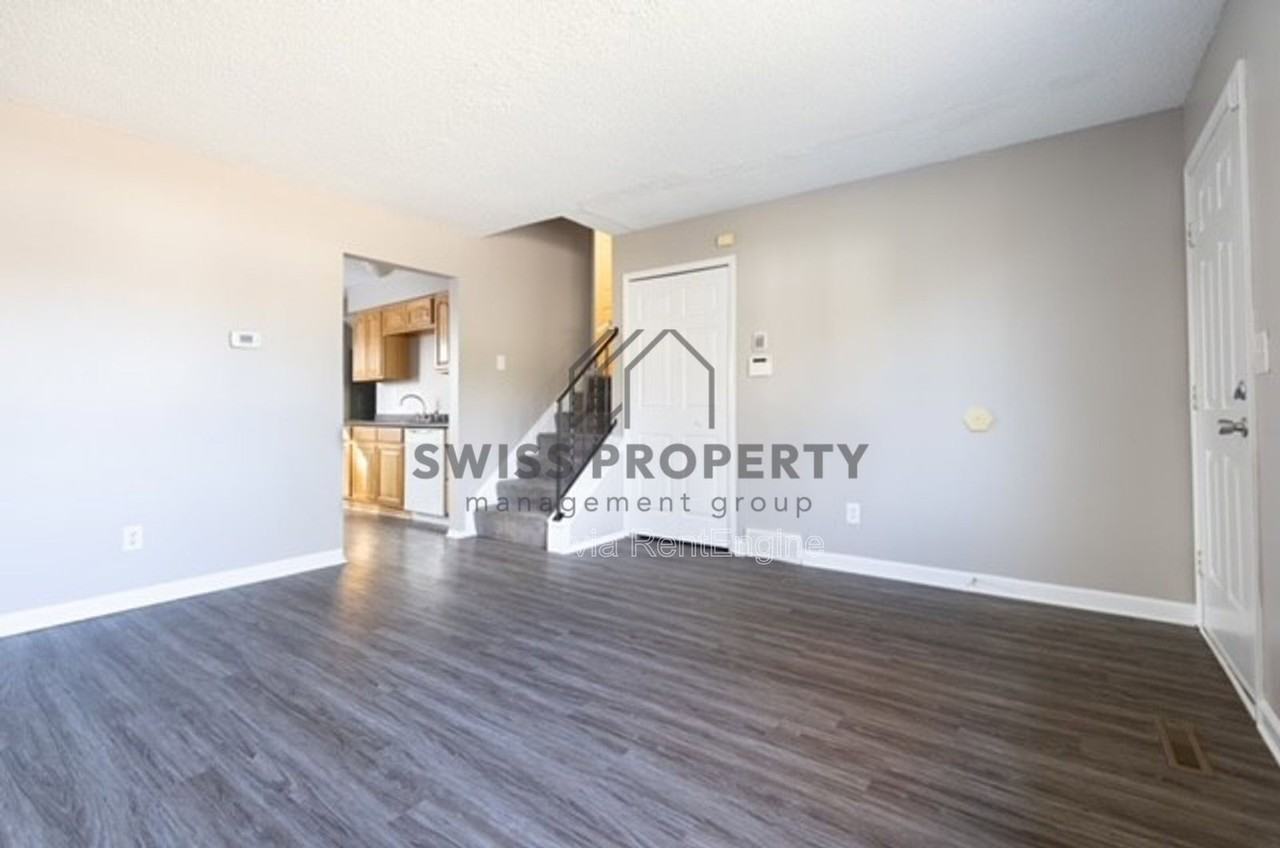 2859 Falcon Bridge Dr - Photo 7 of 27