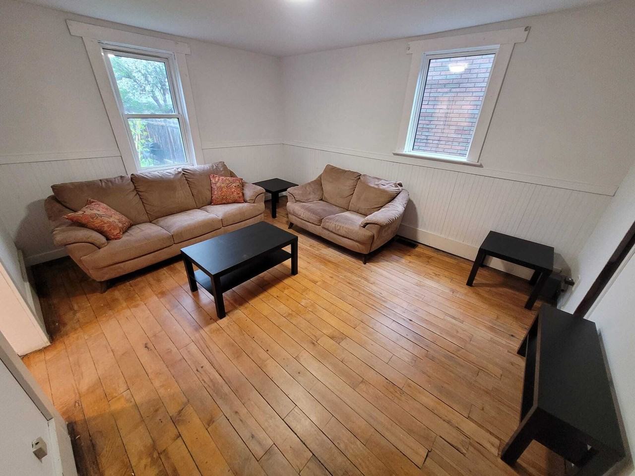 62 Ontario St - Photo 5 of 7