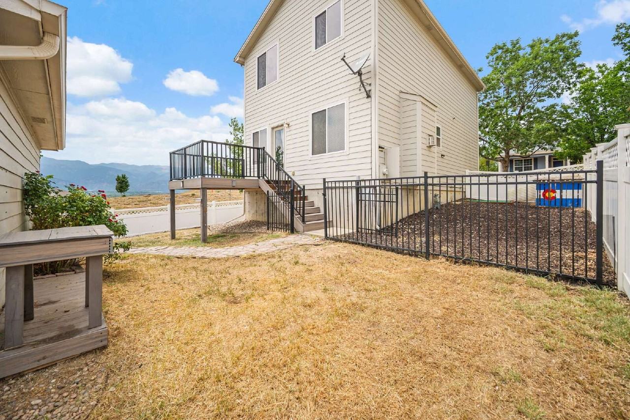 2211 Downend St - Photo 2 of 45