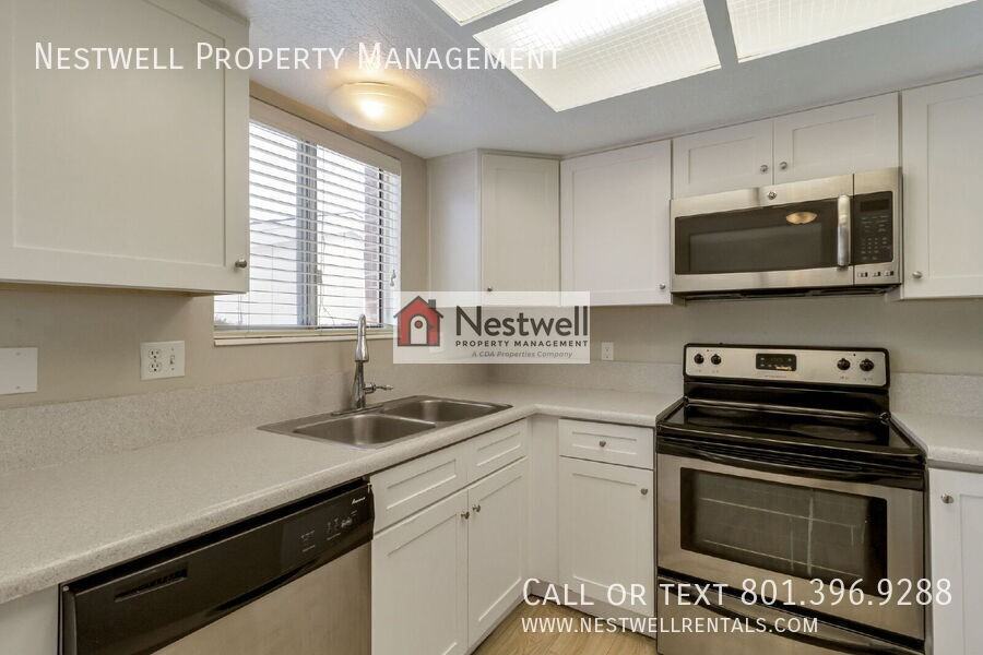 1419 Darling St #4 - Photo 3 of 31