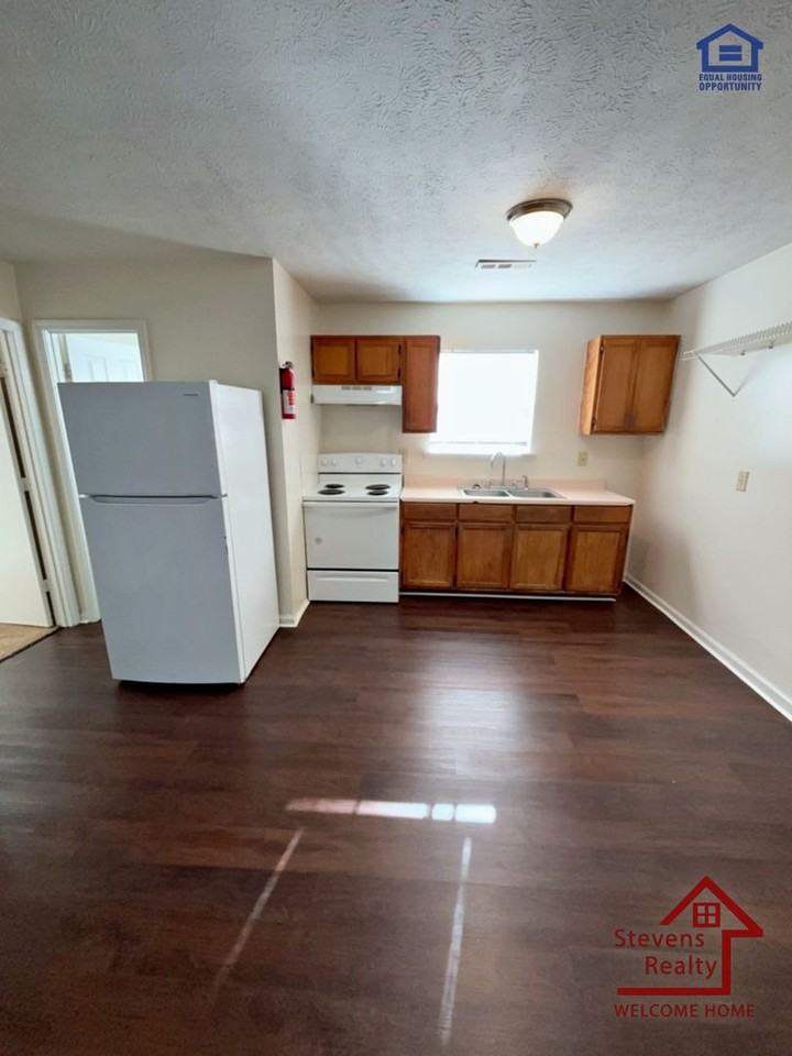 55 Dogwood Pointe Dr #1 - Photo 5 of 10