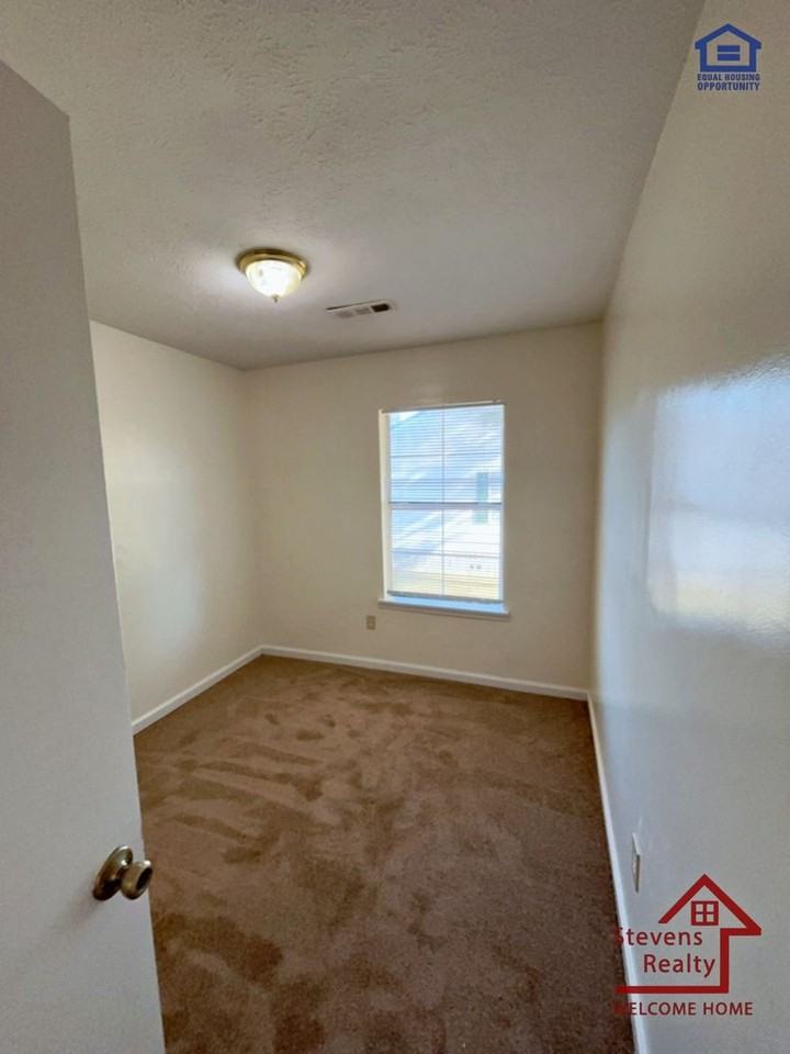 55 Dogwood Pointe Dr #1 - Photo 7 of 10