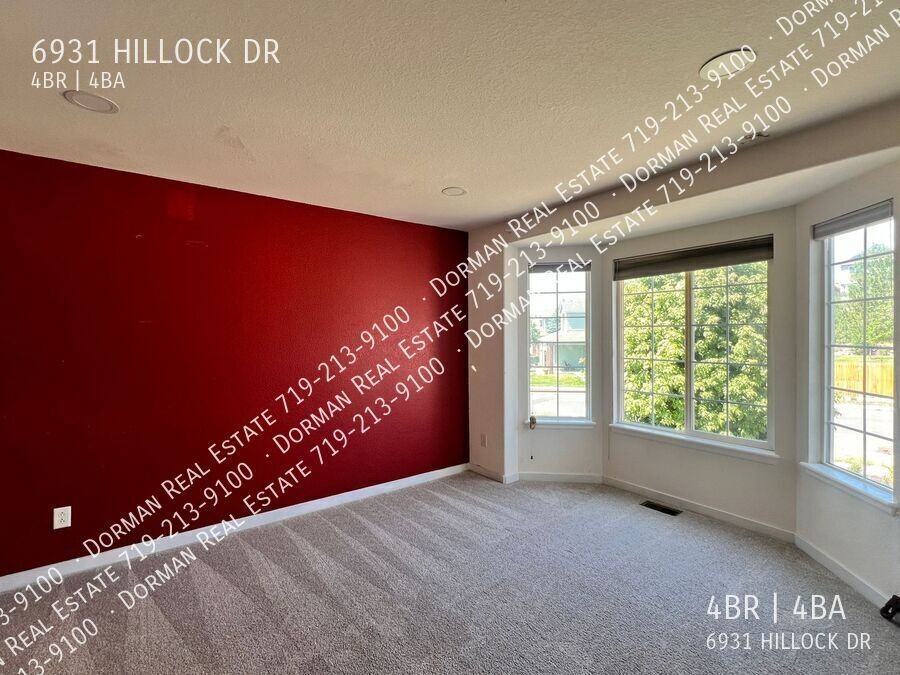 6931 Hillock Dr - Photo 5 of 37