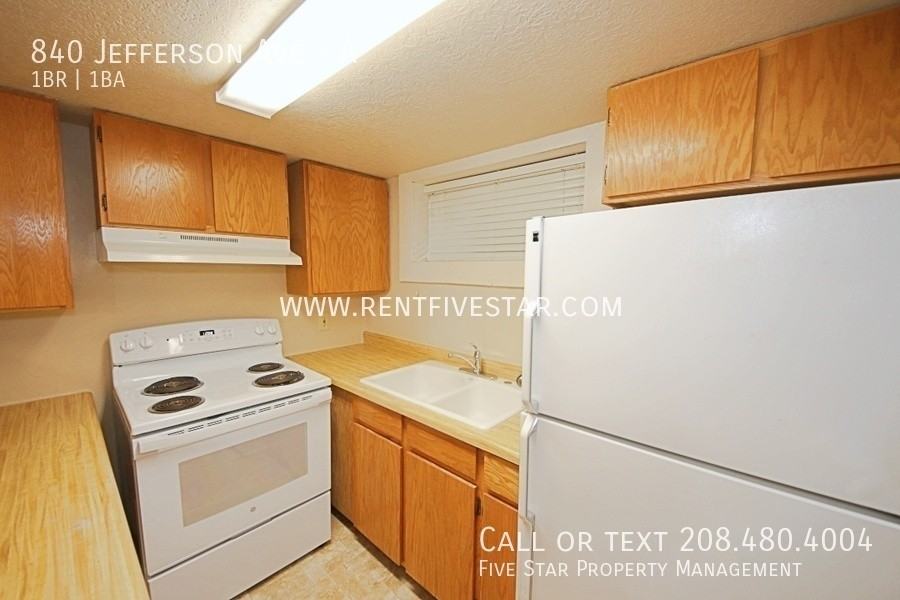 840 Jefferson Ave #A - Photo 6 of 13