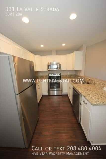 331 La Valle Strada - Photo 4 of 12