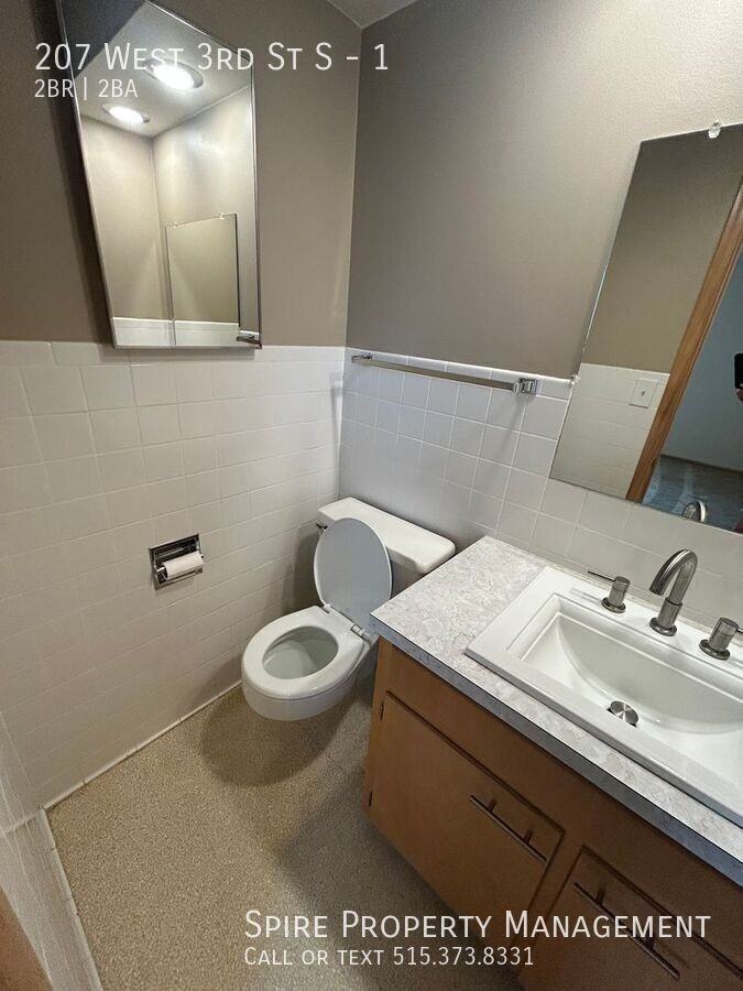 207 W 3rd St S #1 - Photo 7 of 8