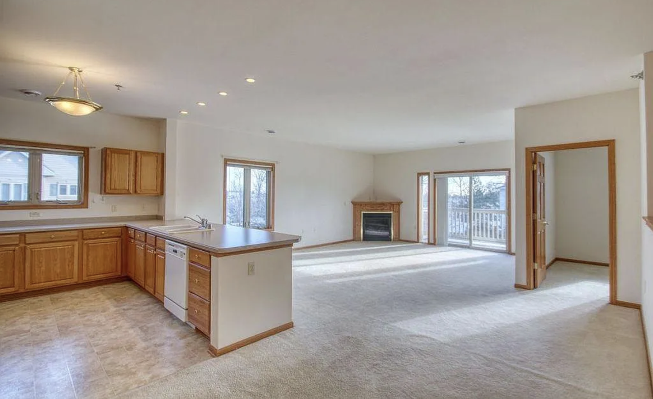 1420 Gabriel Dr #4 - Photo 2 of 20