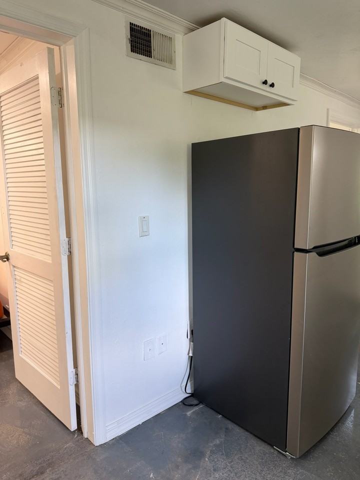 4272 Scott Ave #A - Photo 3 of 13