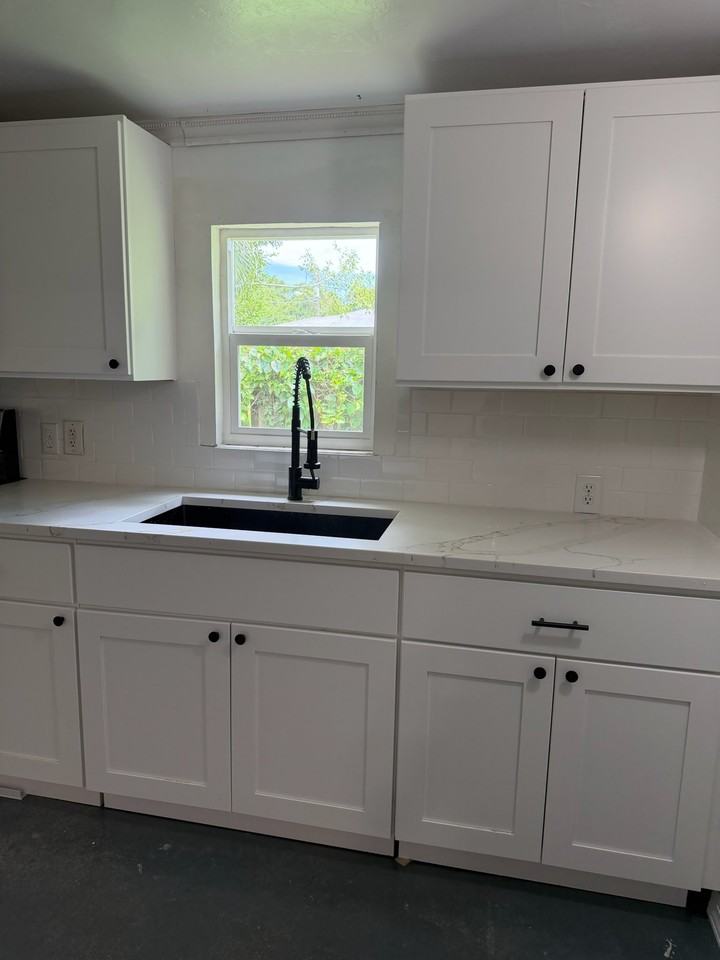 4272 Scott Ave #A - Photo 5 of 13
