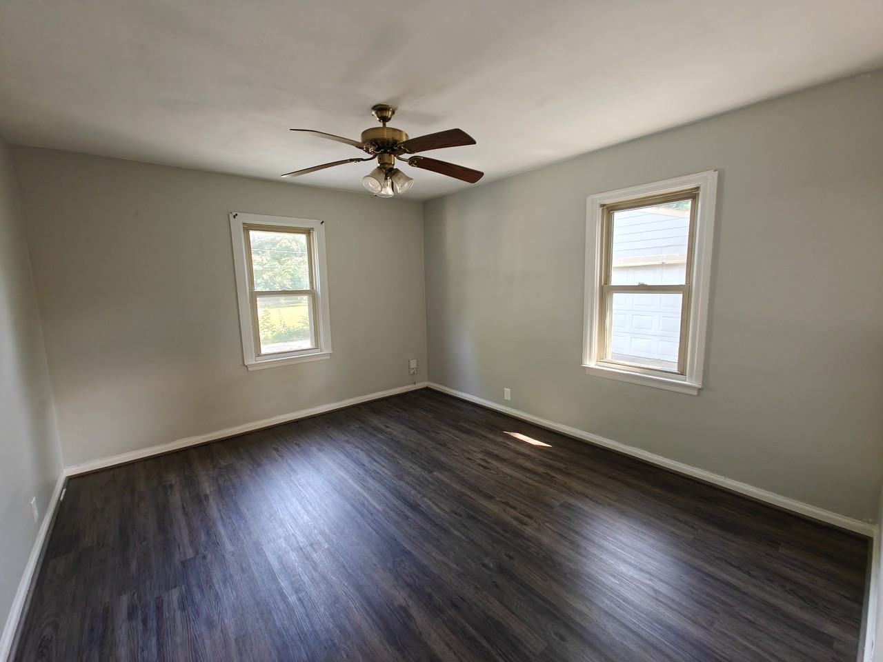4383 N Olney St #NA - Photo 2 of 7