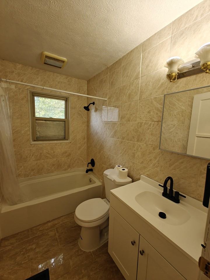 4383 N Olney St #NA - Photo 3 of 7