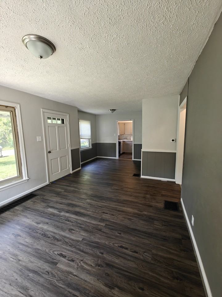 4383 N Olney St #NA - Photo 4 of 7