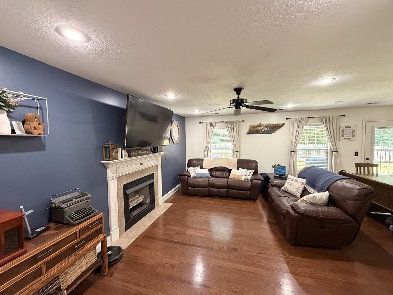 1068 Aberlea Valley Cir #NA - Photo 2 of 11