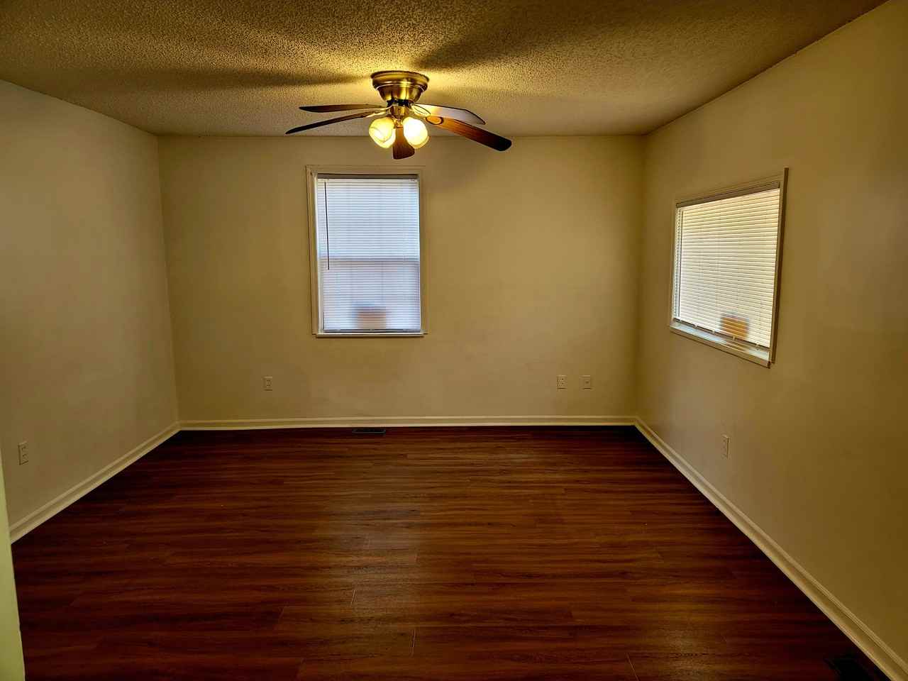 807 Laurel Rd #NA - Photo 5 of 9
