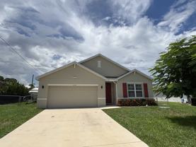 1169 Sw Hunnicut Ave #NA - Photo 1 of 1