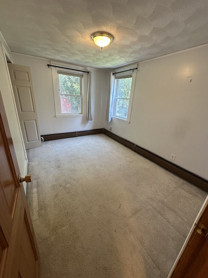 68 Trull St #1 - Photo 5 of 10