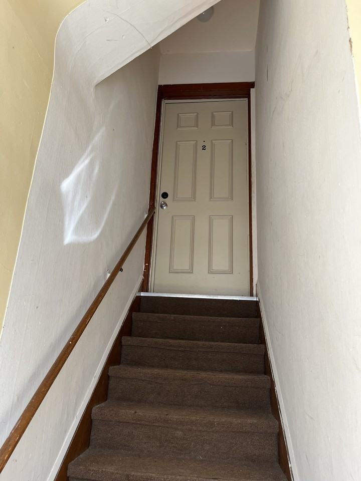 1319 Lincoln Ave #2 - Photo 4 of 23