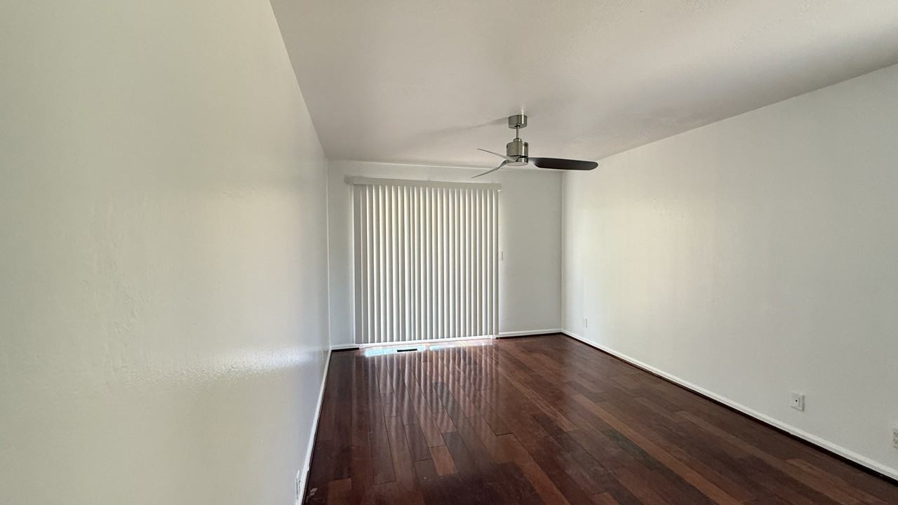 5513 Pamplona Ct #NA - Photo 7 of 16