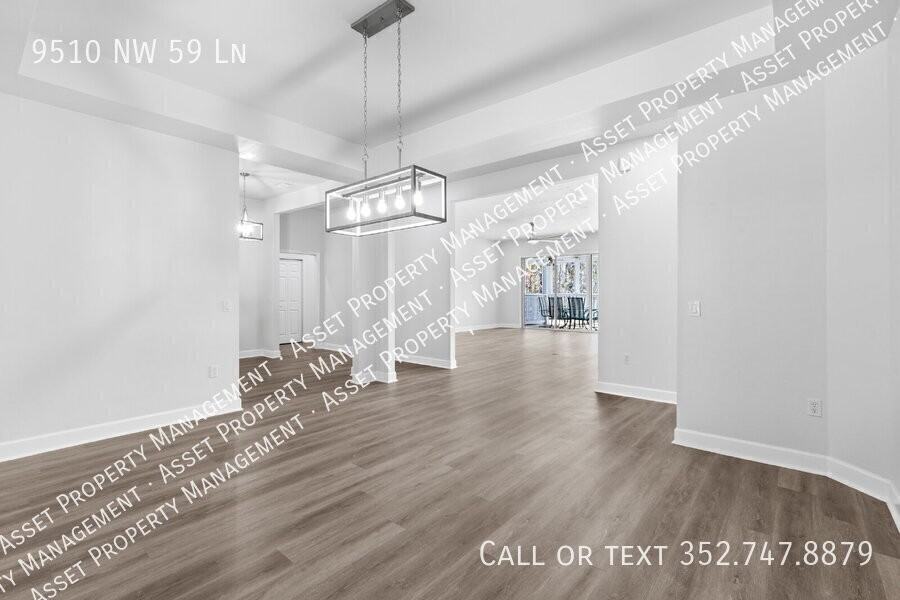9510 Nw 59th Ln - Photo 7 of 50