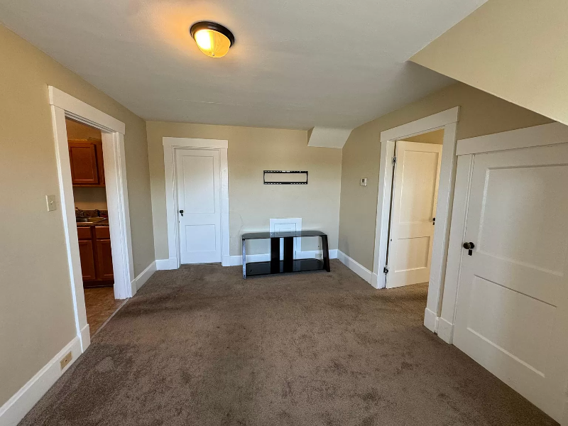 2565 Orland Ave #3 - Photo 2 of 8