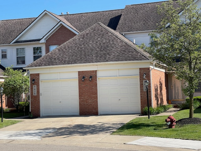 8806 Prairie Ct - Photo 3 of 20