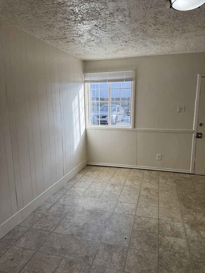 3955 South State Street - Photo 6 of 36