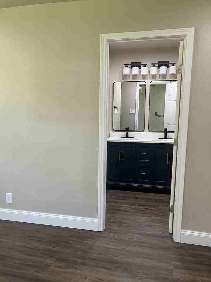 2928 Cortez Dr - Photo 2 of 8