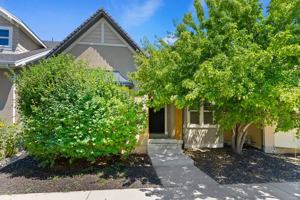 featured image of 10213 S Sacramento Way
