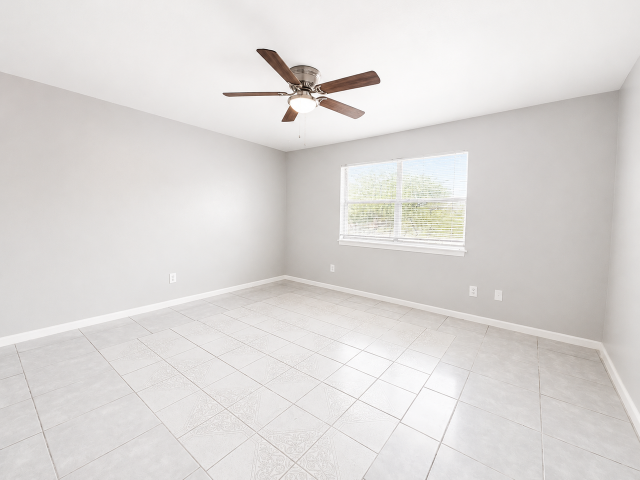 6200 North 11th Street - Photo 4 of 21