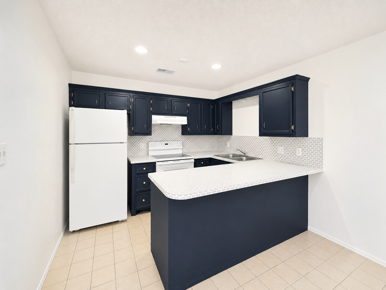 4108 North 24th Lane - Photo 5 of 10