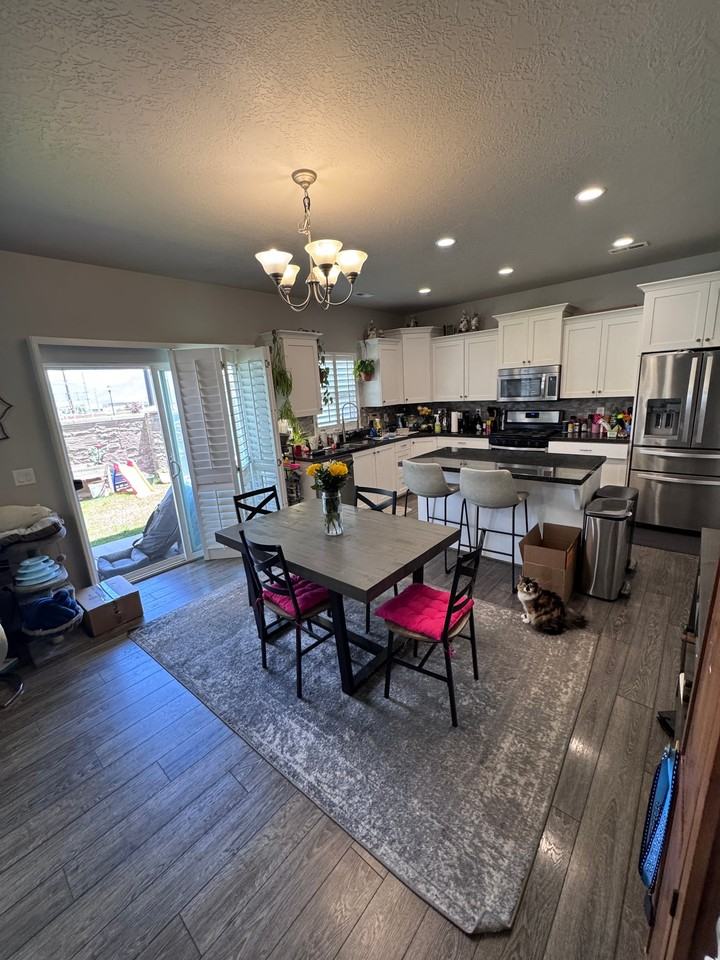 11817 S Rushmore Park Ln - Photo 3 of 14