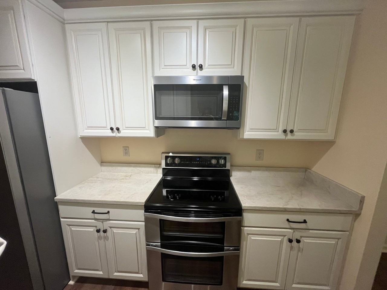 400 Vista Lake Dr #208 - Photo 4 of 19