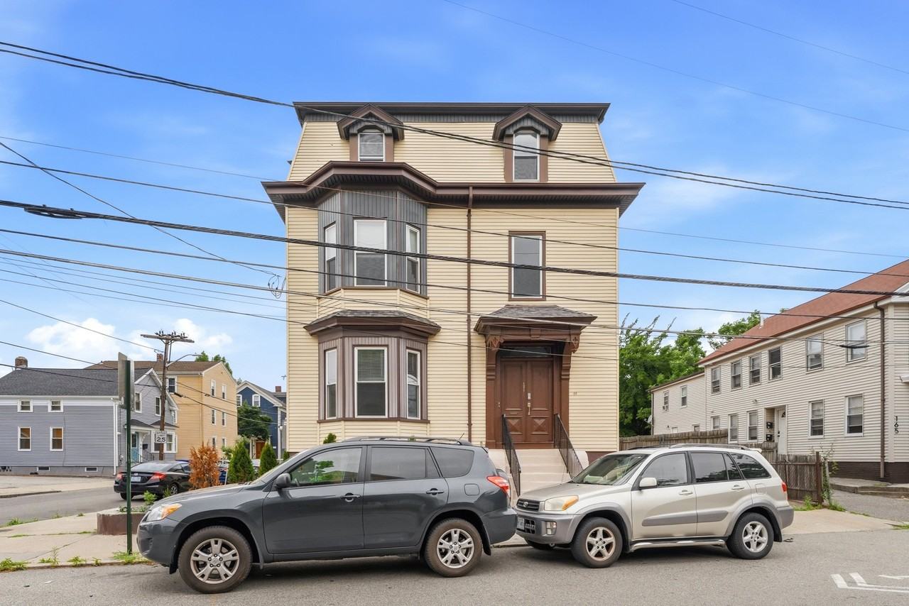 169 Knight St #2 - Photo 4 of 12