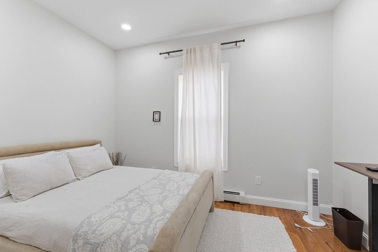 169 Knight St #2 - Photo 5 of 12